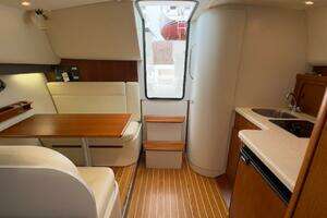 2005 Tiara Yachts 2900 Open thumbnail 34