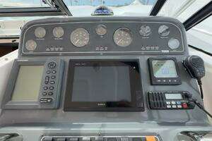 2005 Tiara Yachts 2900 Open thumbnail 12