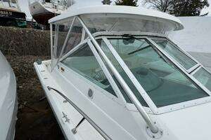 2005 Tiara Yachts 2900 Open thumbnail 42