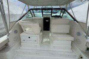 2005 Tiara Yachts 2900 Open thumbnail 6