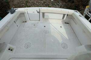 2005 Tiara Yachts 2900 Open thumbnail 3