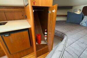 2005 Tiara Yachts 2900 Open thumbnail 29