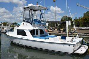 1976 Bertram Flybridge Cruiser thumbnail 39