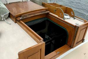 Ananda 44ft Cherubini Yacht For Sale