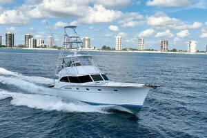 LUCKY yacht for sale