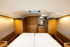2022 Jeanneau Sun Odyssey 410 thumbnail 19