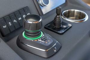 19 Best RIB Technohull Alpha 40 Joystick