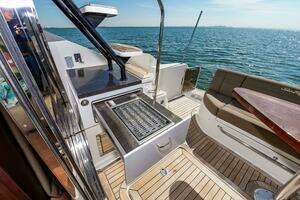 2015 Sea Ray 510 Fly thumbnail 14