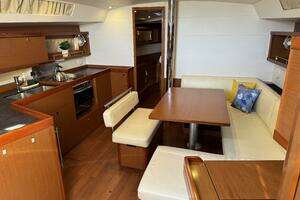 2016 Beneteau Oceanis 45 thumbnail 26