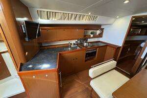 2016 Beneteau Oceanis 45 thumbnail 28