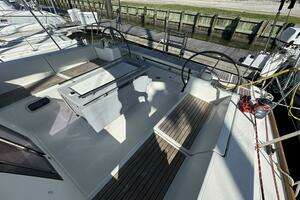 2016 Beneteau Oceanis 45 thumbnail 14