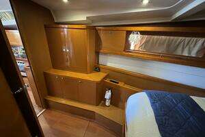 2016 Beneteau Oceanis 45 thumbnail 38
