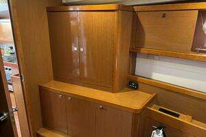 2016 Beneteau Oceanis 45 thumbnail 39