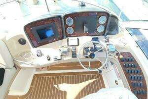 2005 Sea Ray 500 Sundancer thumbnail 8