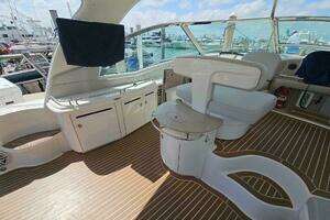 2005 Sea Ray 500 Sundancer thumbnail 15