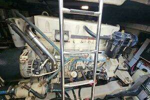 2005 Sea Ray 500 Sundancer thumbnail 35