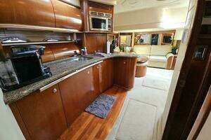 2005 Sea Ray 500 Sundancer thumbnail 23