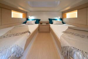 40ft Solaris Yacht For Sale