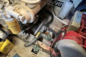 40 Nirvana 1987 Jefferson 42 Engine Room 3 Medium