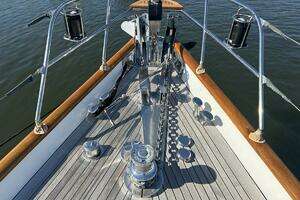 2000 Lyman-Morse 65 Pilothouse Sloop thumbnail 6