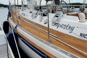 Tapestry 55ft Tayana Yacht For Sale