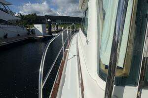 2016 Sabre 38 Salon Express thumbnail 12