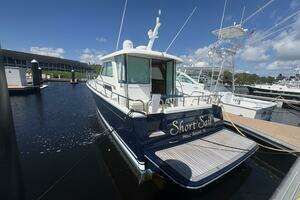 2016 Sabre 38 Salon Express thumbnail 4