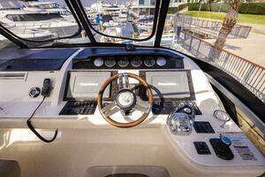 KA-BAR 2012 Sea Ray  Yacht For Sale in Newport Beach 
