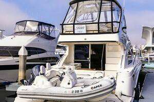 KA-BAR 2012 Sea Ray  Yacht For Sale in Newport Beach 