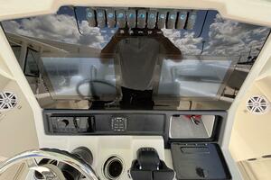 Photo 5524717 for 2026 Sailfish 272 CC  