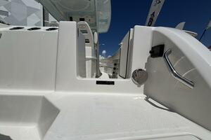 Photo 5524700 for 2026 Sailfish 272 CC  