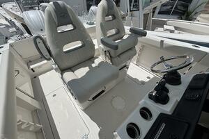 Photo 5524712 for 2026 Sailfish 272 CC  