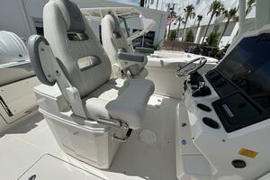 Photo 5524710 for 2026 Sailfish 272 CC  