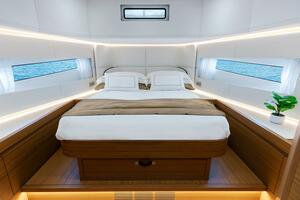 52ft Solaris Yacht For Sale