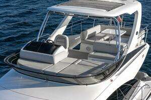 2017 Sea Ray 51 Flybridge thumbnail 44