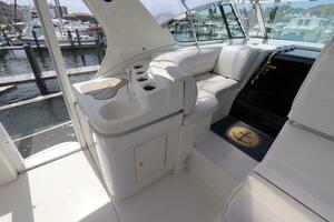 44ft Cruisers Yachts Yacht For Sale