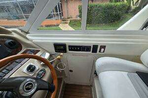 2004 Sea Ray 480 thumbnail 8