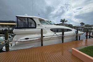 2004 Sea Ray 480 thumbnail 1