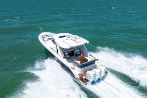 Lunasea 2018 Tiara Sport LS Yacht For Sale in Naples FL