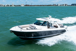 Lunasea 2018 Tiara Sport LS Yacht For Sale in Naples FL