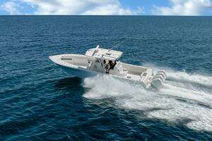 2019 SeaVee 390Z thumbnail 6