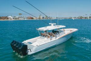 2026 Mag Bay 43 Center Console