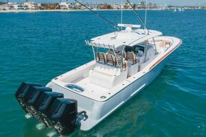 2026 Mag Bay 43 Center Console