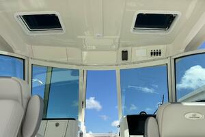 Photo 5549953 for 2026 Sailfish 316 DC  