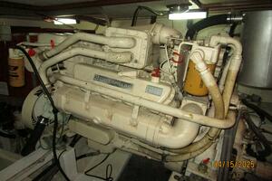 48' Ocean Alexander starboard main engine2