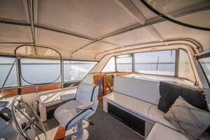 48' Ocean Alexander flybridge aft