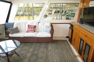 48' Ocean Alexander sundeck port