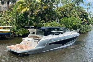 2025 Real 40 HT Luxury  thumbnail 22