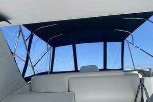 2000 Carver 396 Motor Yacht thumbnail 14