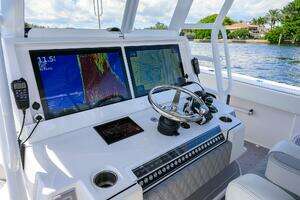 2023 Invincible 46 Catamaran thumbnail 9